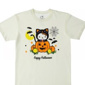 Hello Kitty Halloween tshirt ! NWT!